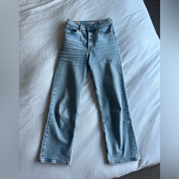 Levi’s Wedgie Straight - High Rise Button Fly - Picture 5 of 7